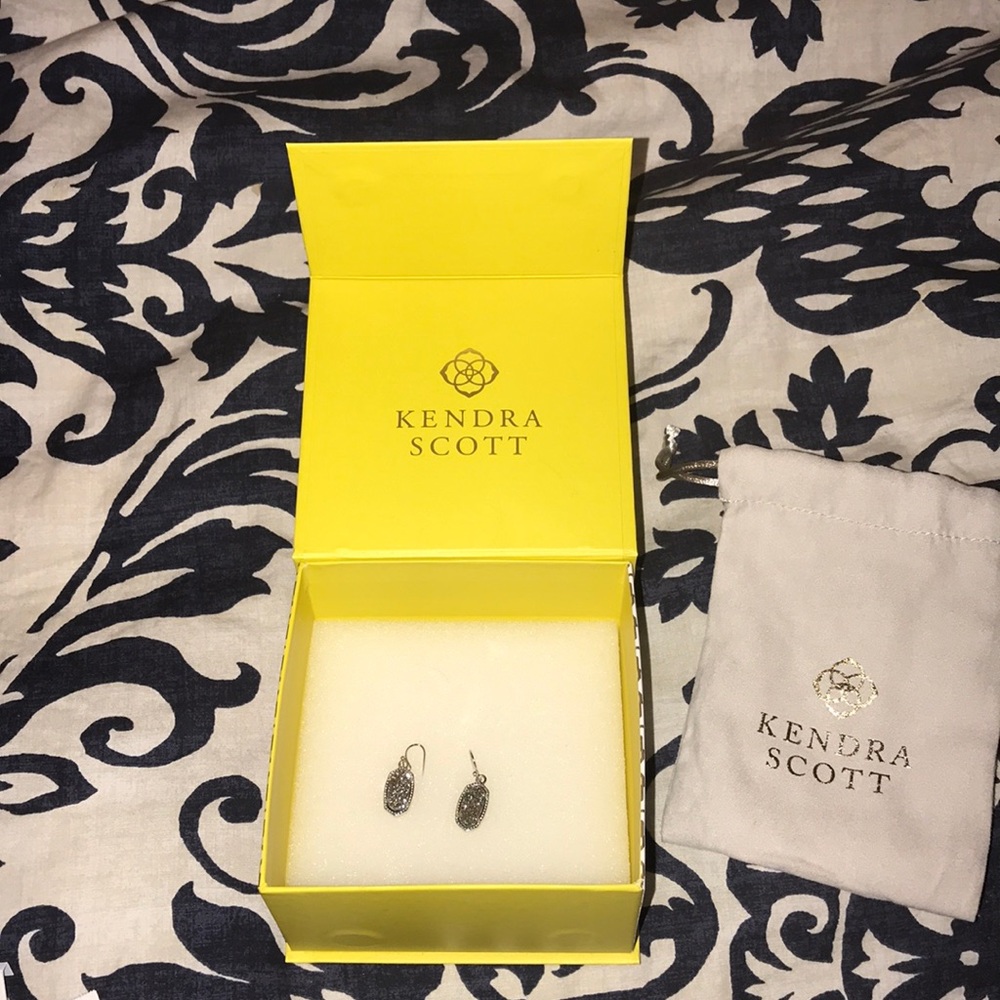Lee Silver Drop Earrings In Platinum Drusy